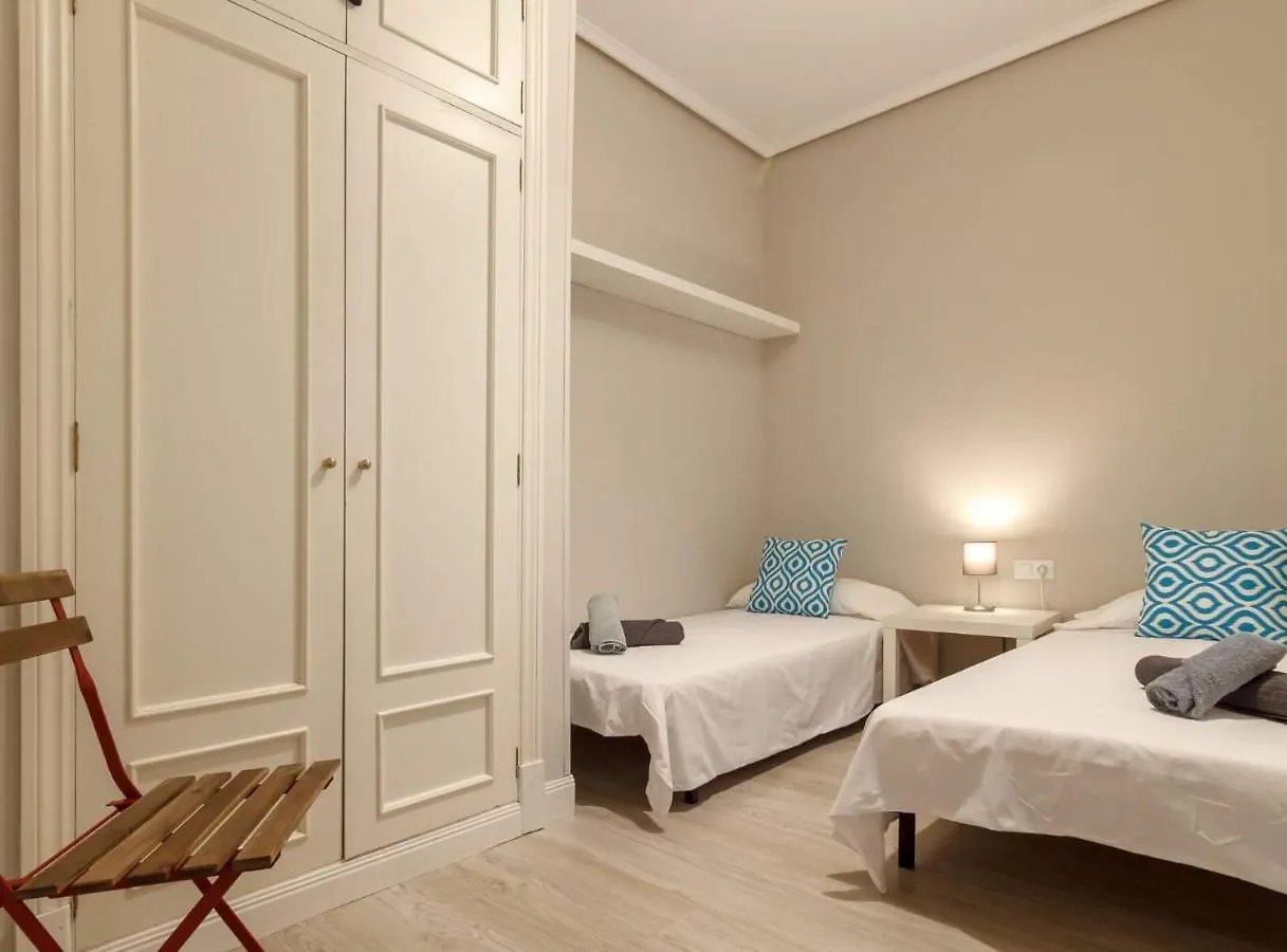 Vivienda Turistica De Prestancia Junto A La Ria De Nervion Bilbao