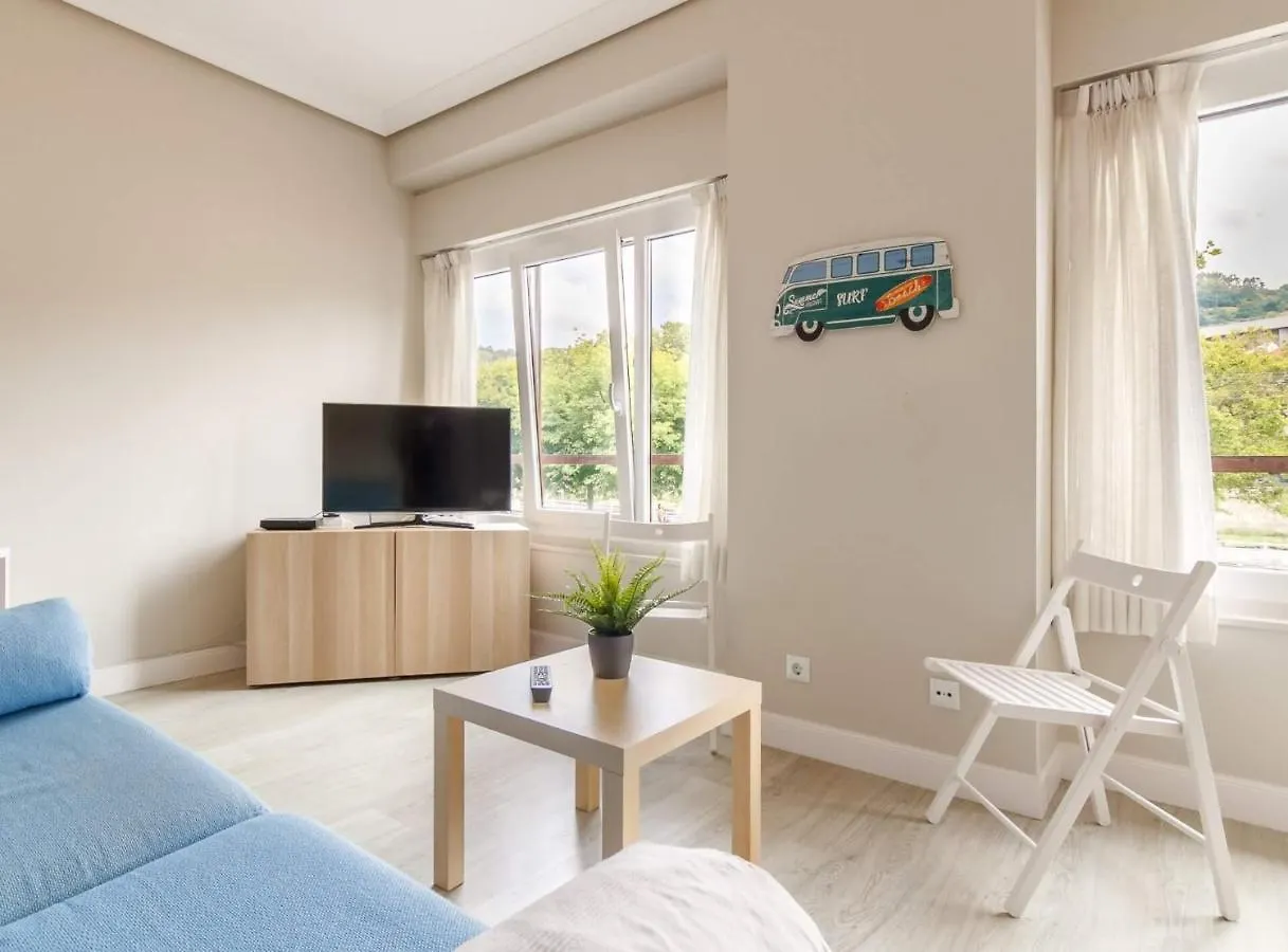 Vivienda Turistica De Prestancia Junto A La Ria De Nervion Bilbao 0*,  Spanien